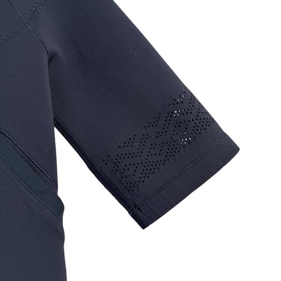 ivivva Black funnel neck short sleeve scuba top hidden drawstring pockets, sz 10 - Picture 2 of 11